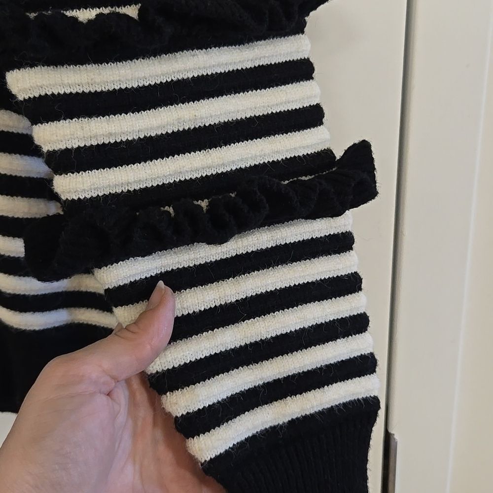 English Factory Sweater - Picture 8 of 13